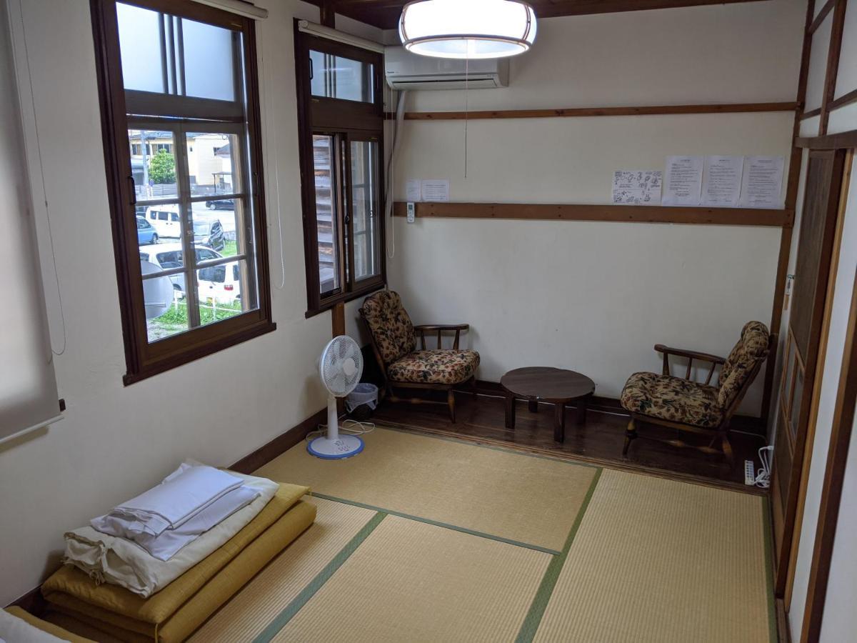 Guesthouse Tomaru Takayama  Buitenkant foto